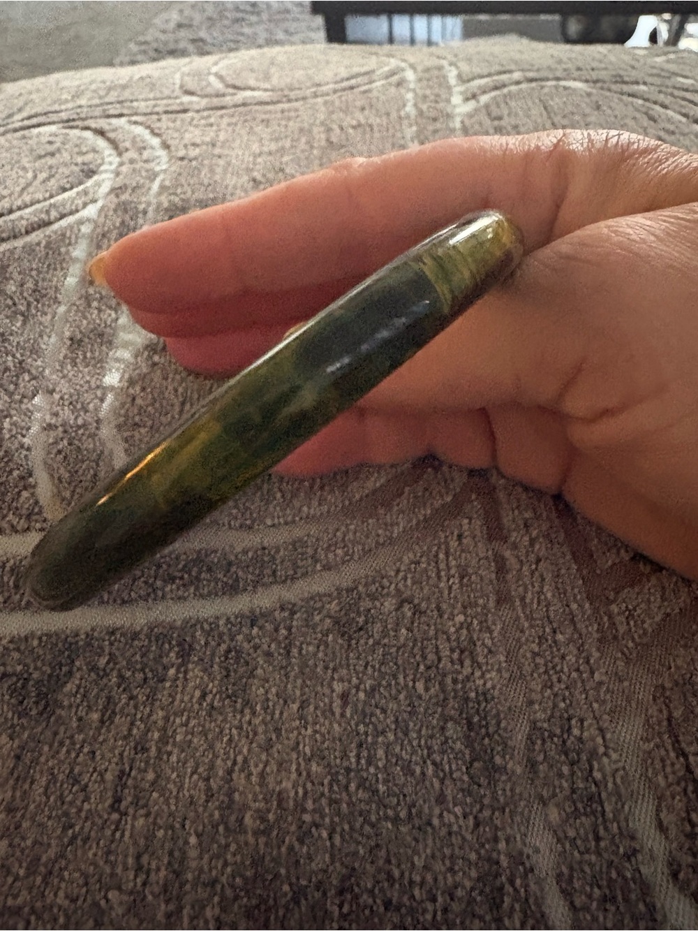 Green Marbled Resin Bangle Bracelet - Picture 5 of 11